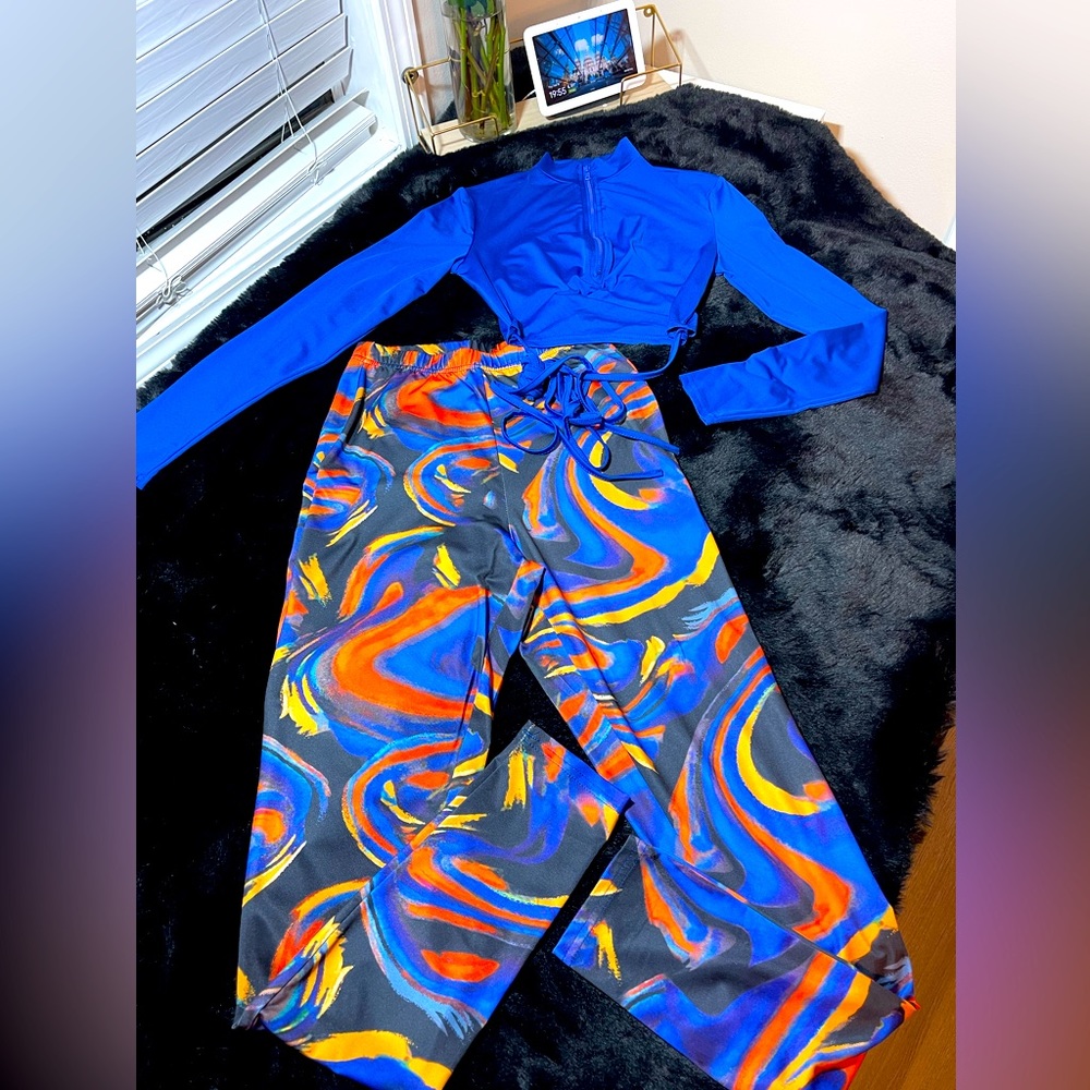 Two piece stretchy set